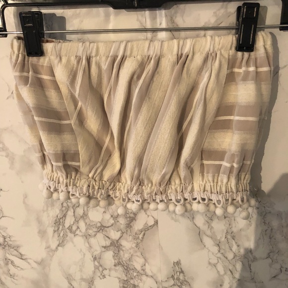 For love and lemons boho Pom Pom crop top - Picture 6 of 6